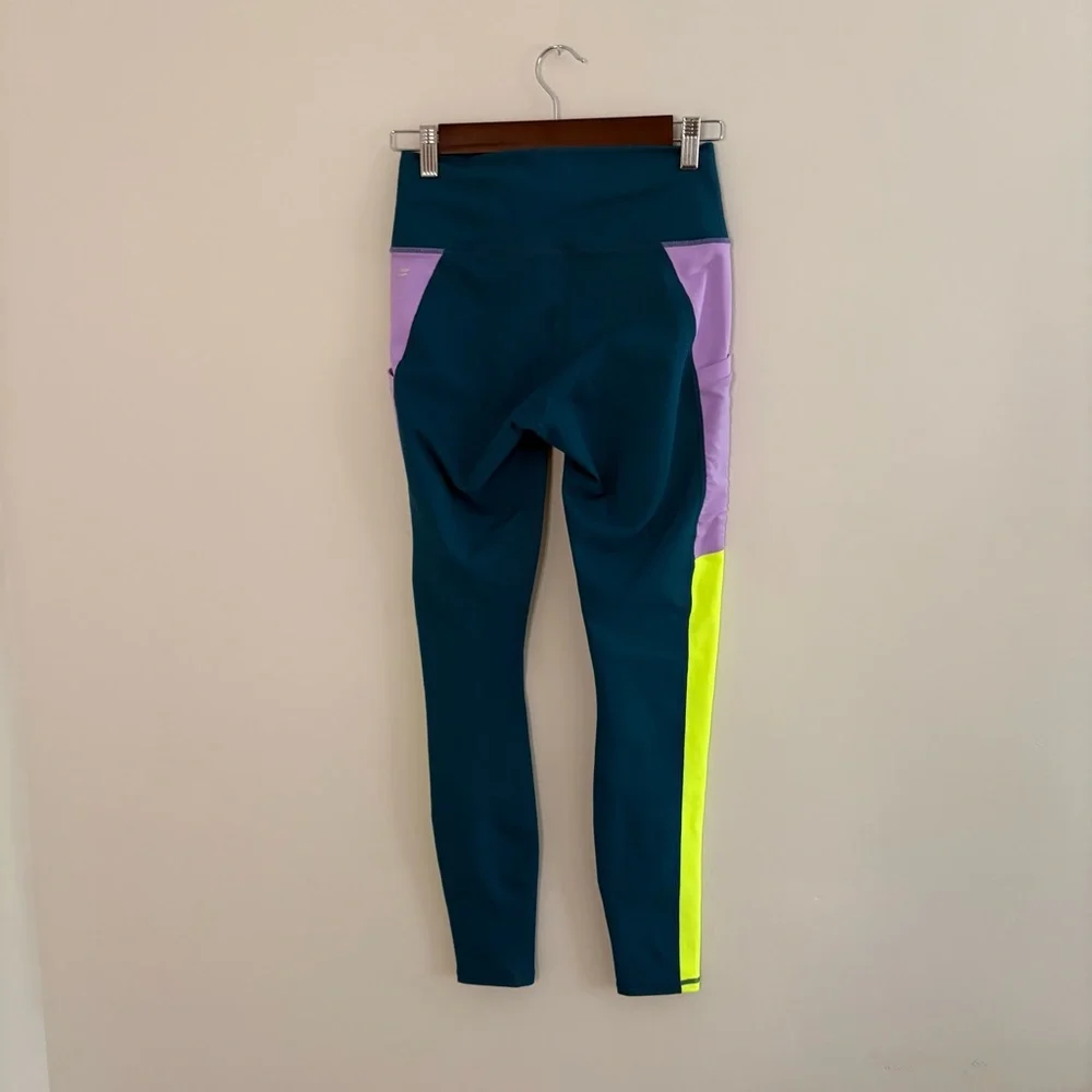 Fabletics Teal blue PowerHold Leggings 24” waist yoga bold gym pockets workout